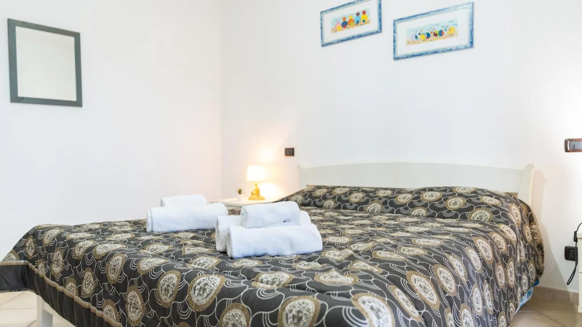 Casa Matilda Villasimius, 7 Posti, 3 Stanze, Doppio Giardino 0*, Villasimius